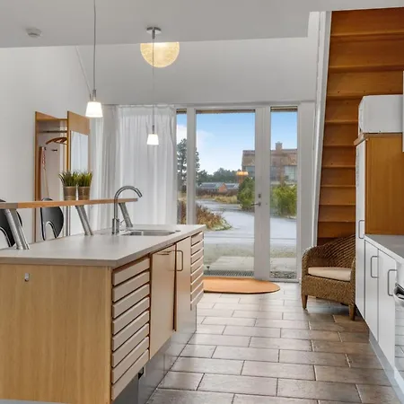 Ogoti - 500m From The Sea By Interhome *